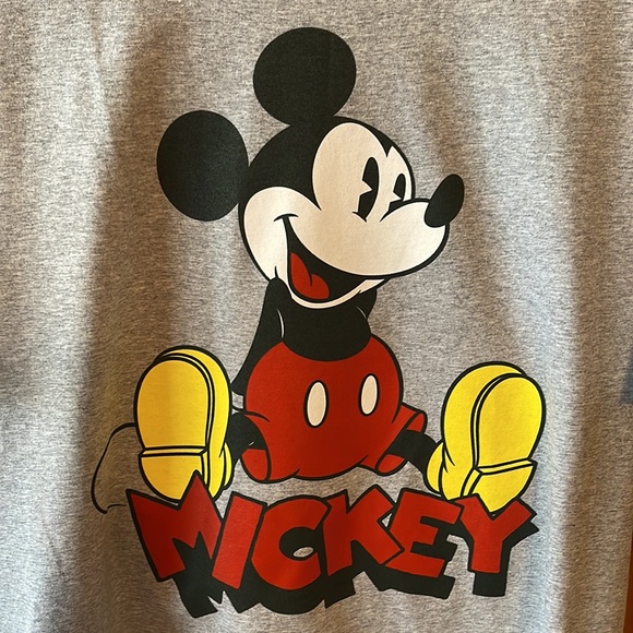 Lot of 3 brand new shirts -size Large. Mickey Mouse, Super Mario & Baby Yoda - Picture 6 of 10